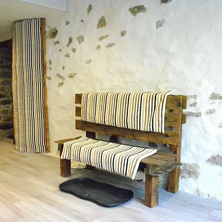 Spacious Holiday In Viroinval Near Forest